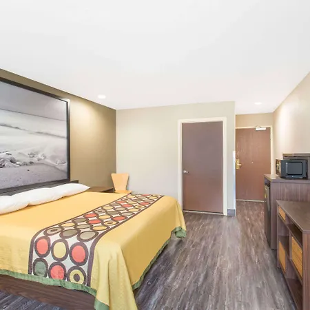 Super 8 By Wyndham National City Chula Vista Hotel Exterior photo