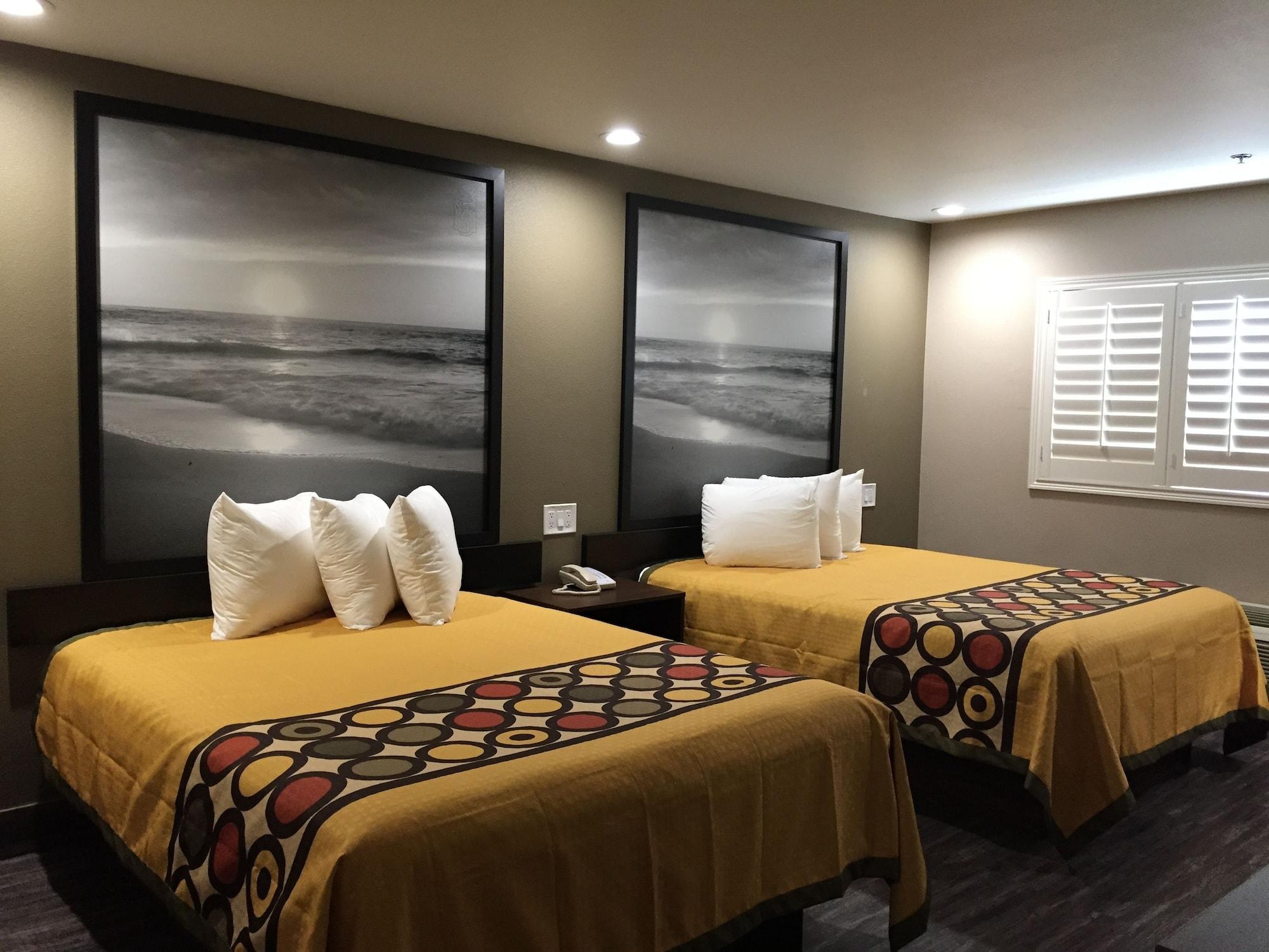 Super 8 By Wyndham Chula Vista National City