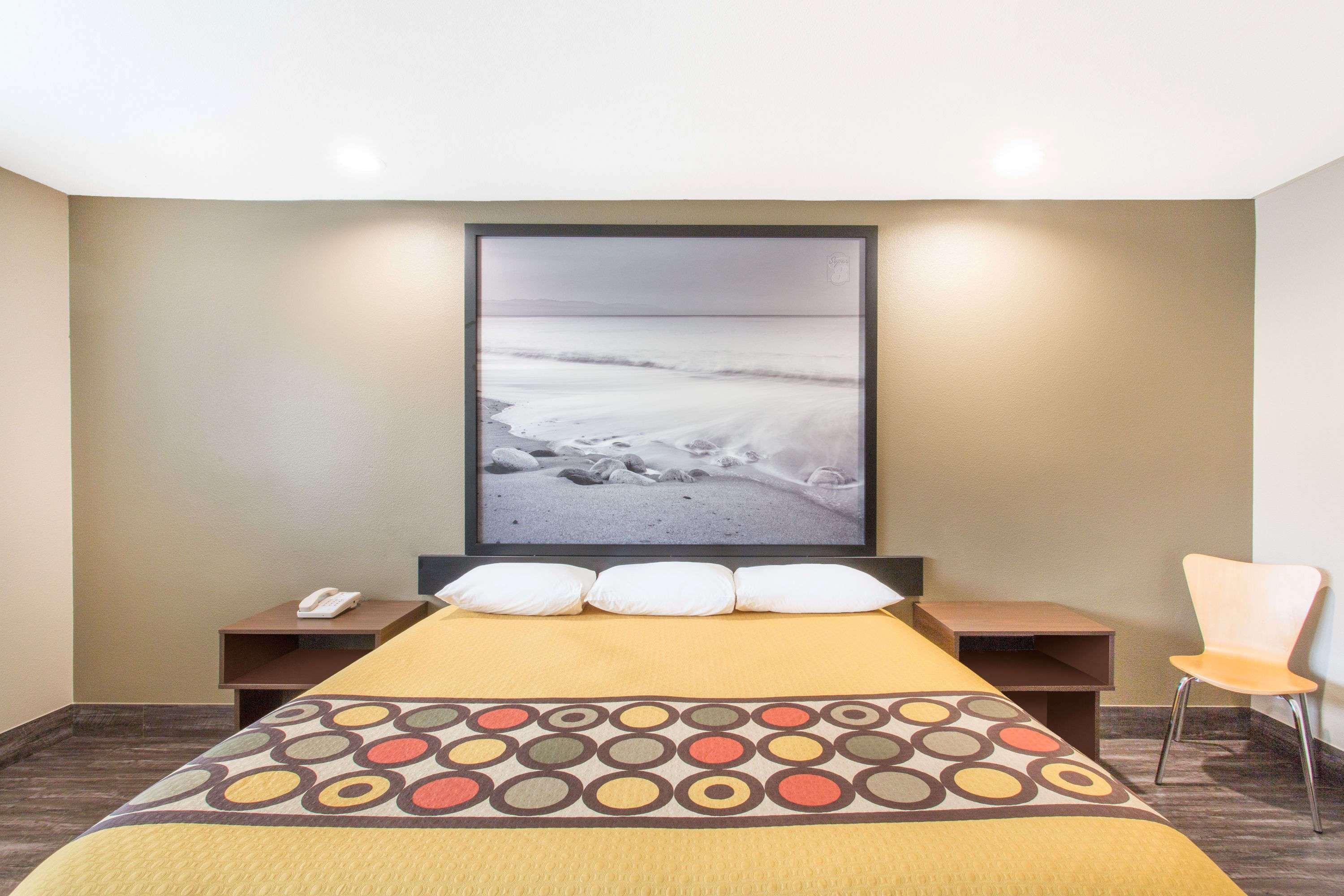 Super 8 By Wyndham Chula Vista